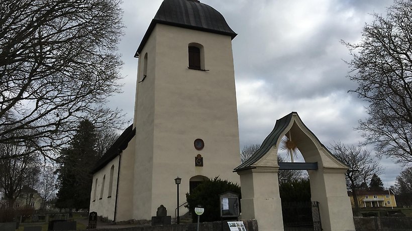 Utsidan av Hylletofta kyrka